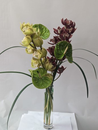 stylish exotic flower vase